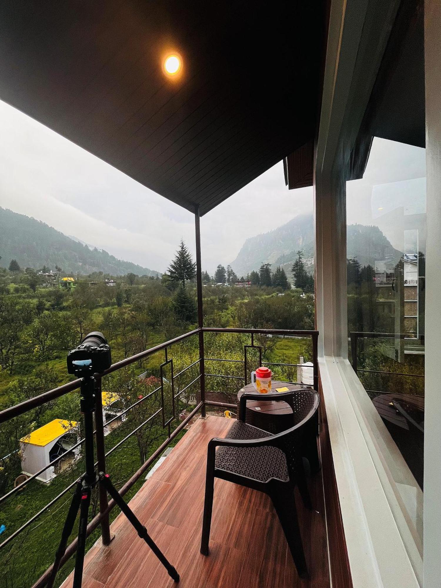 Hotel Apple Flower Манали Экстерьер фото