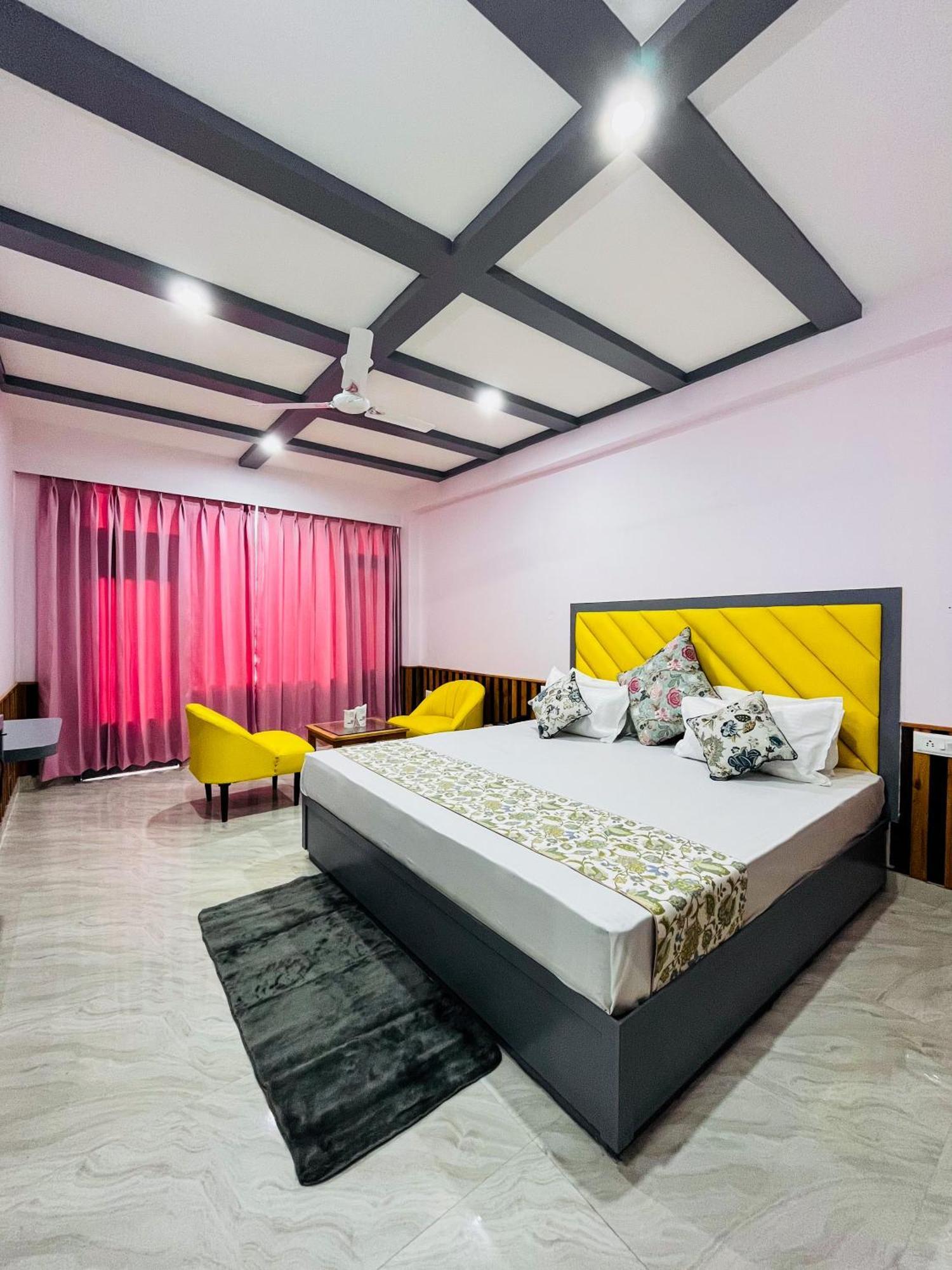 Hotel Apple Flower Манали Экстерьер фото