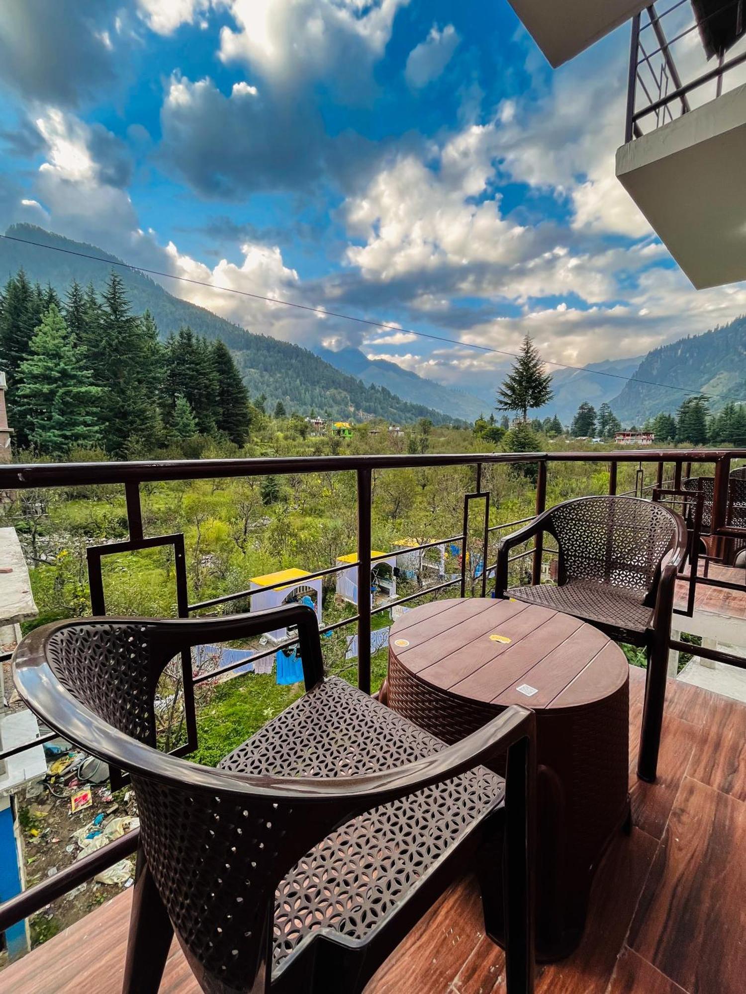 Hotel Apple Flower Манали Экстерьер фото